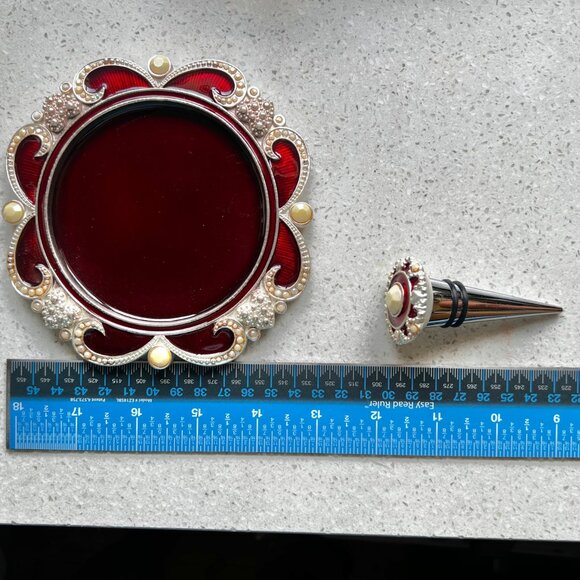 Bombay Co Red & Silver Wine Coaster & Stopper Set - Picture 7 of 13